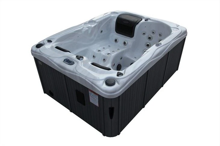 outside hot tub-2